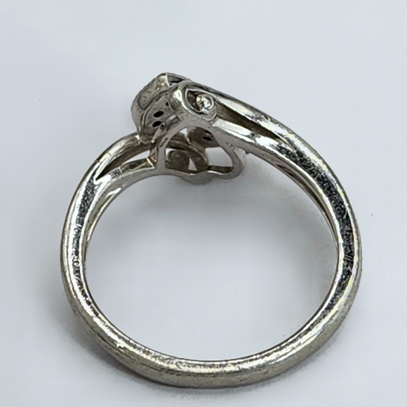 Sterling Silver Ring, Double Hearts Bypass Ring, Marked 925, Size 7 1/4 - Picture 5 of 9